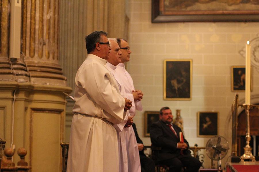 El Obispo de Málaga ordena tres nuevos diáconos permanentes // D. GUTIÉRREZ