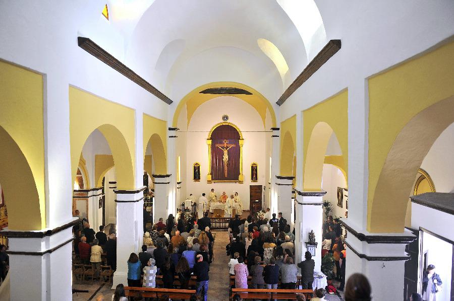 Algatocín recibe al Obispo en la Candelaria