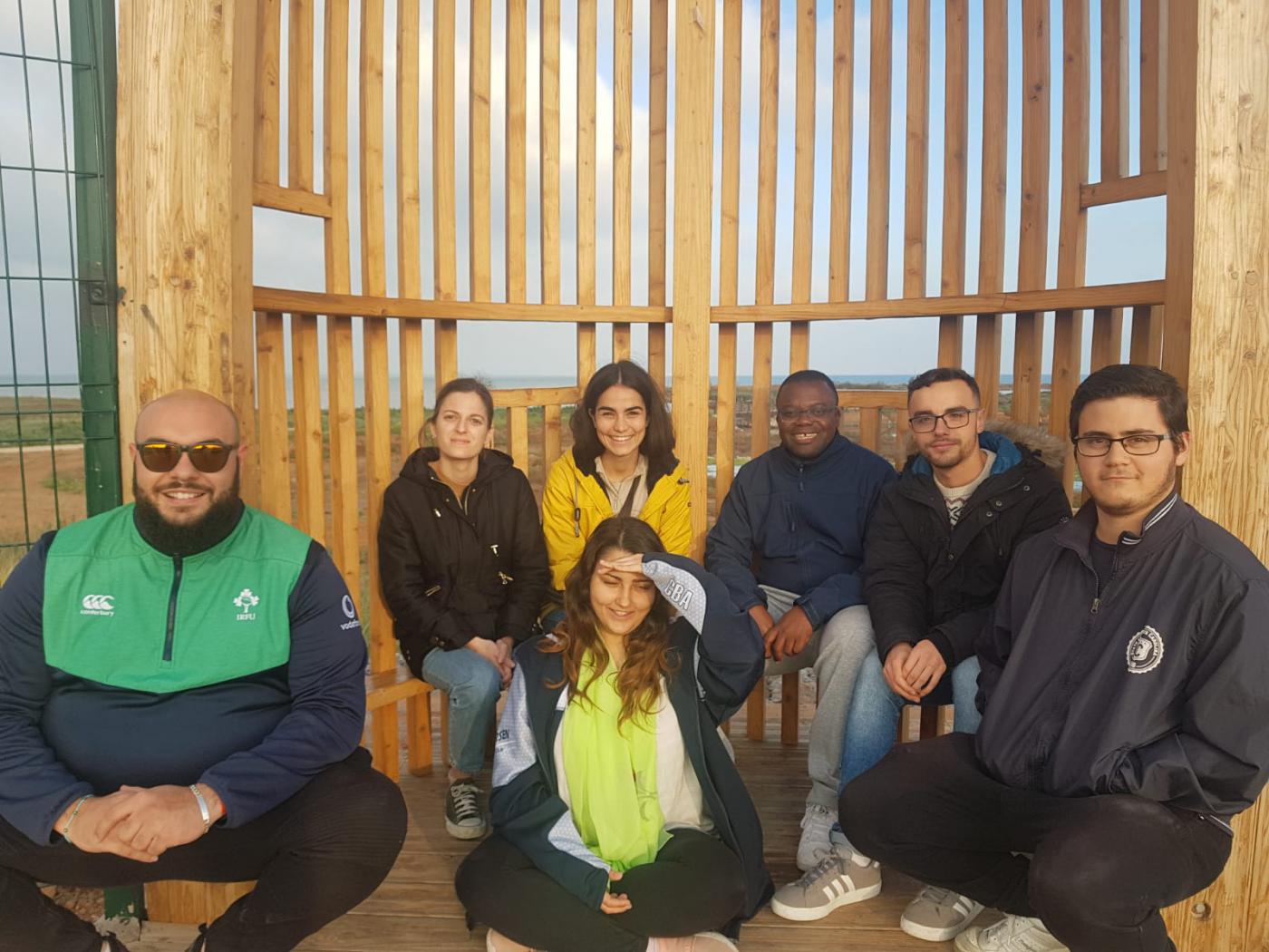 Alumnos y profesores del colegio San José, en Nador