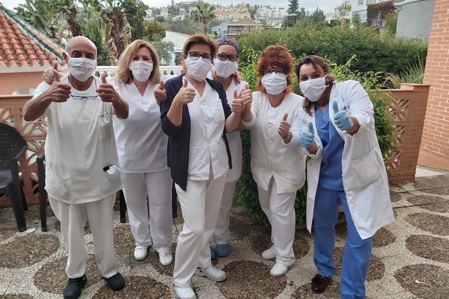 Iniciativa de costura de mascarillas 100% algodón de la parroquia El Salvador 