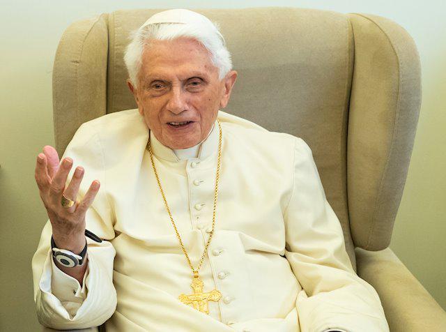 Benedicto XVI ha fallecido