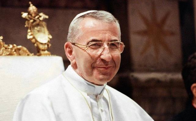 Francisco instituye la Fundación Juan Pablo I