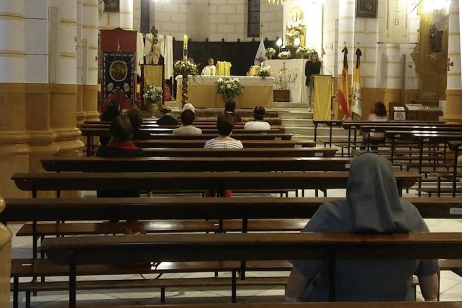 Misa en la iglesia del Sagrado Corazón de Melilla durante la fase 1 de la desescalada