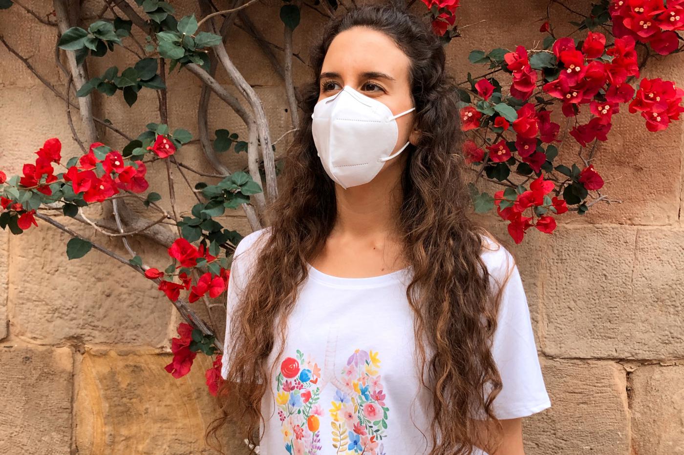 Camisetas solidarias creadas por una joven malagueña