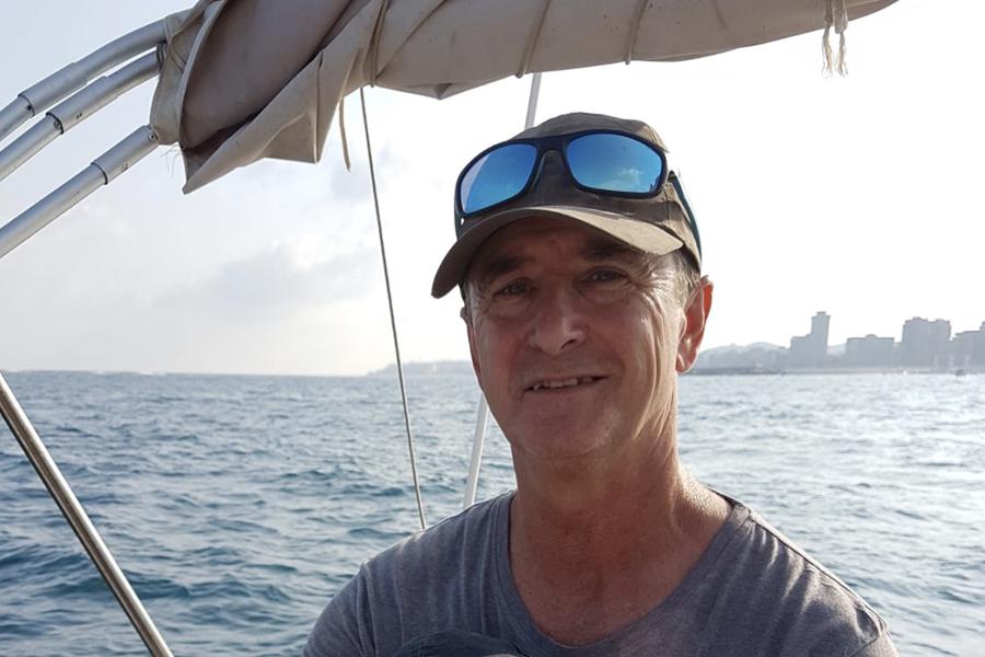 MI CURA, por Ildefonso Calvente