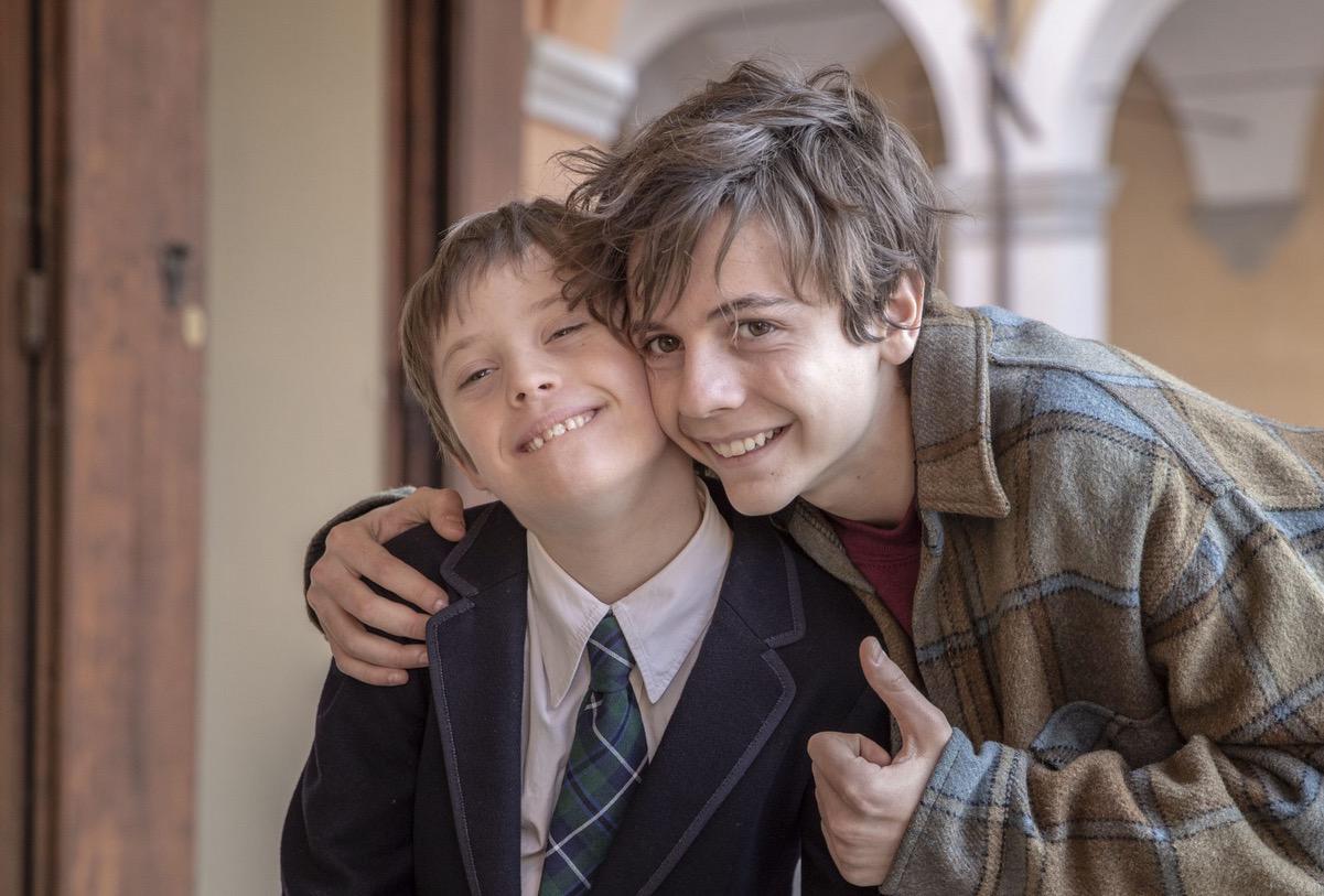 "Mi hermano persigue dinosaurios" llega al cine