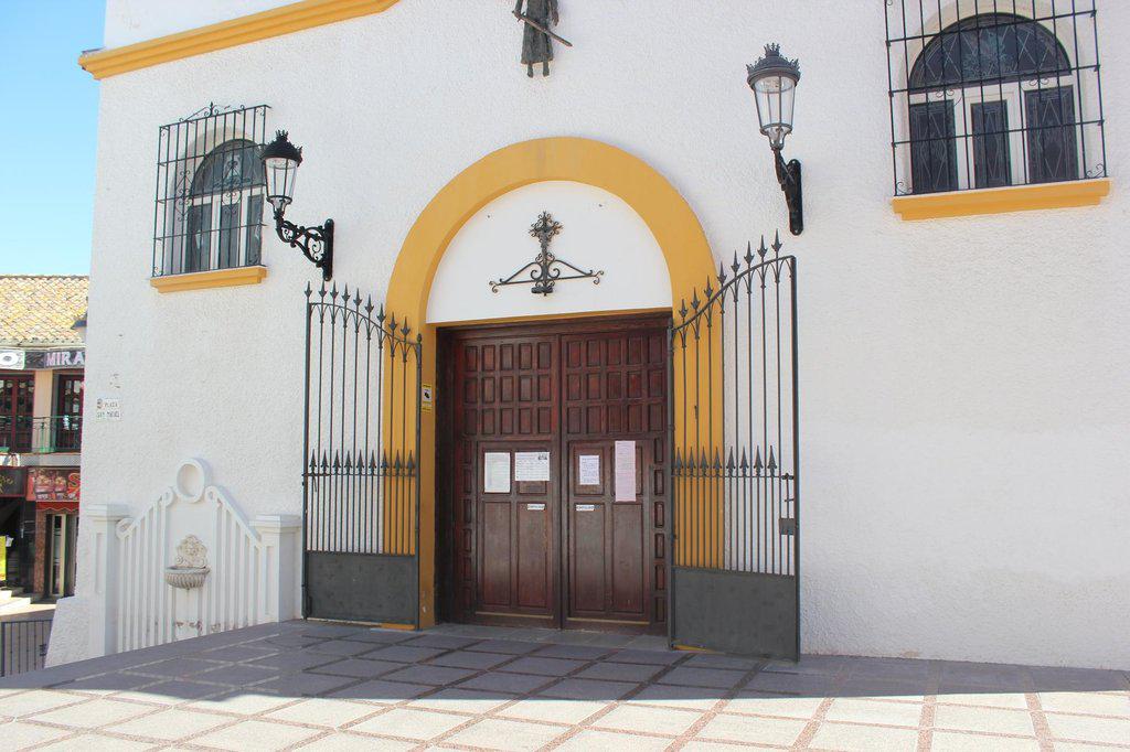 Torremolinos celebra el día de su patrón, san Miguel Arcángel