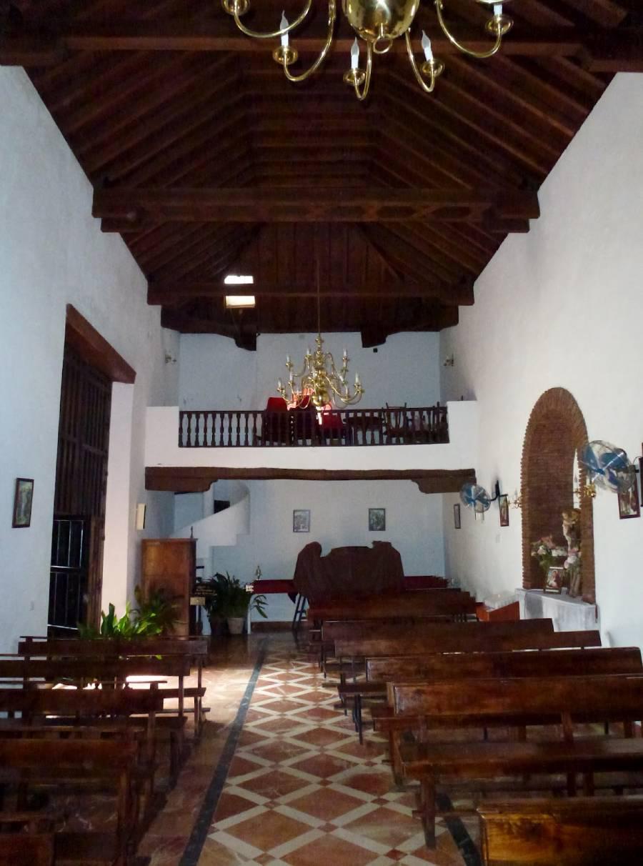 Iglesia del Espíritu Santo en Pujerra //olveradiary.blogspot.com