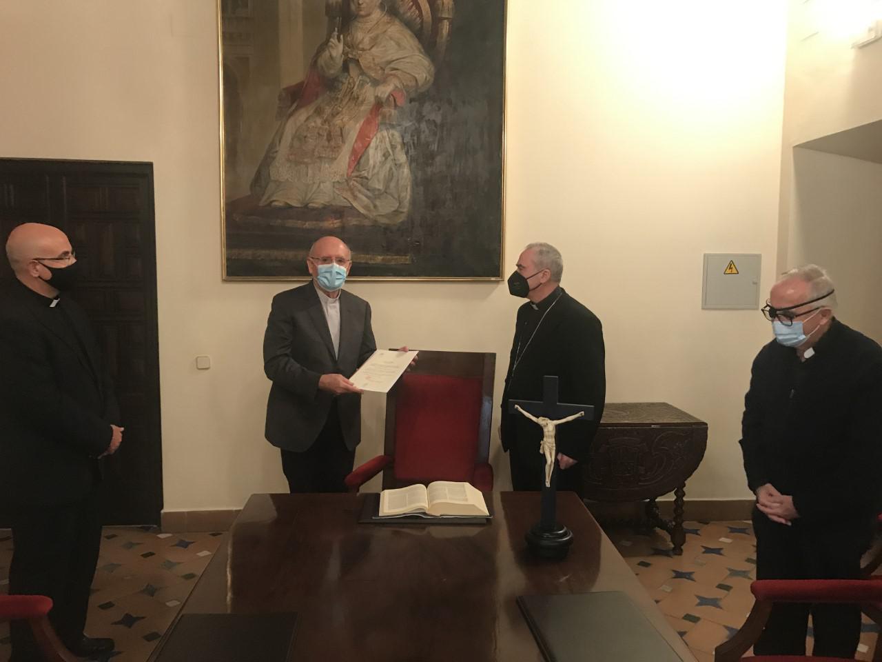 Juramento y profesión de fe del delegado episcopal de Cáritas