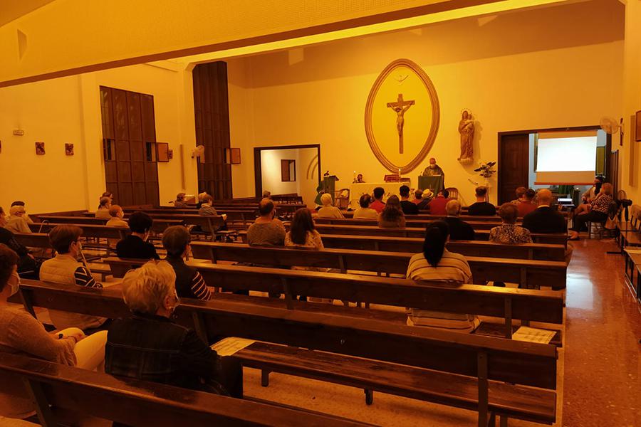 Visita Pastoral del Sr. Obispo, D. Jesús Catalá, a la parroquia Nuestra Señora de Flores del arciprestazgo Cristo Rey // P. MILLÁN