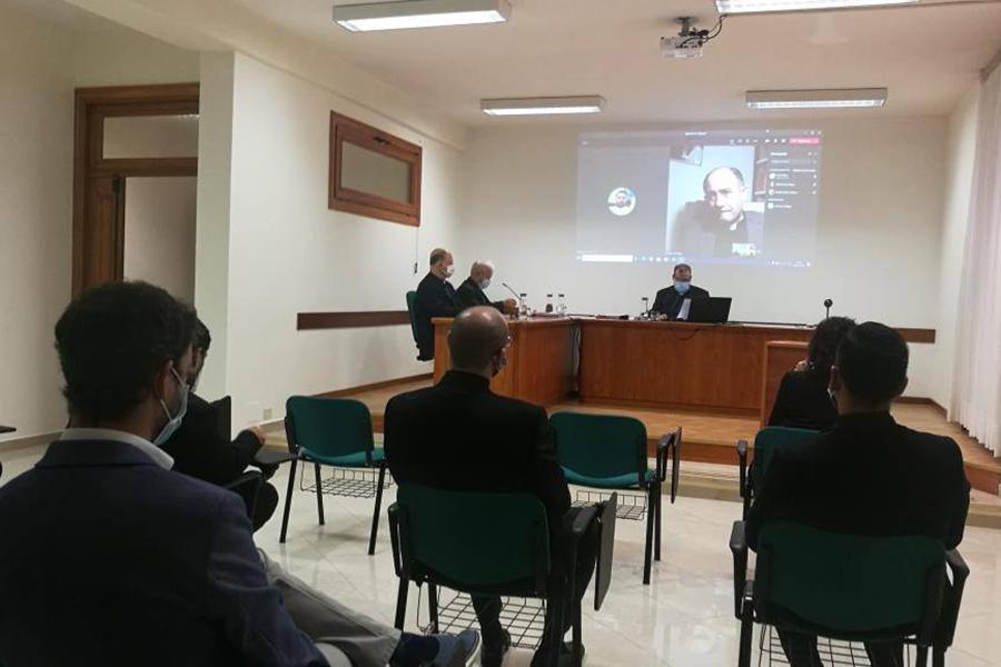 Juan Manuel Ortiz: «La fe y la moral ofrecen respuestas a la vida real de la gente»