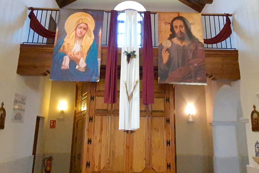 Parroquia de Santa Ana en Algarrobo