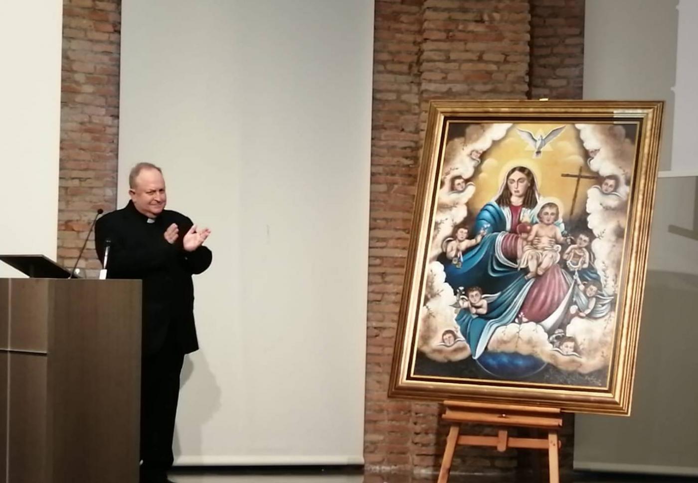 El sacerdote Manuel Ángel Santiago durante el Pregón