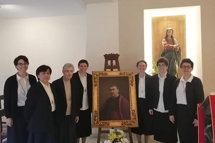 Celebración del Centenario de la fundación, en Málaga, de las Nazarenas