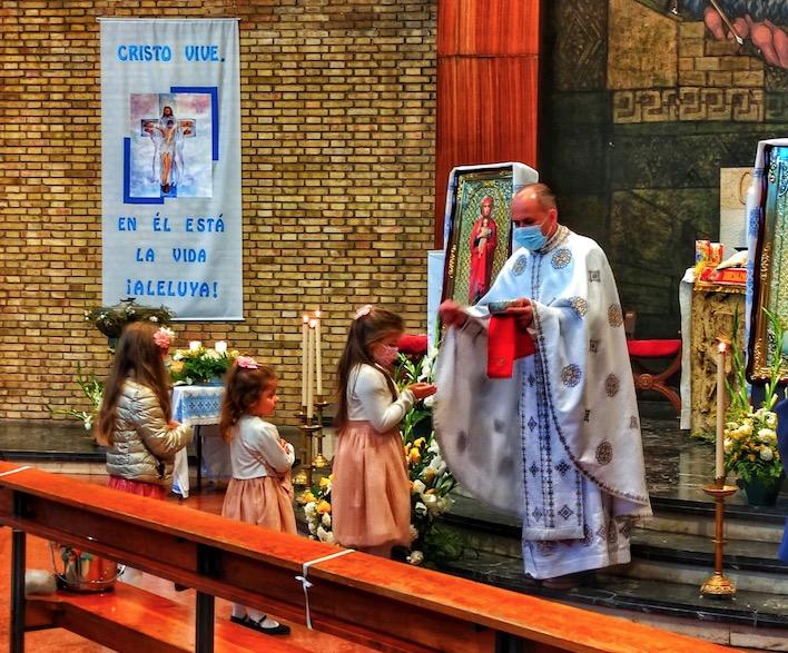 Los greco-católicos en Málaga celebran la Pascua