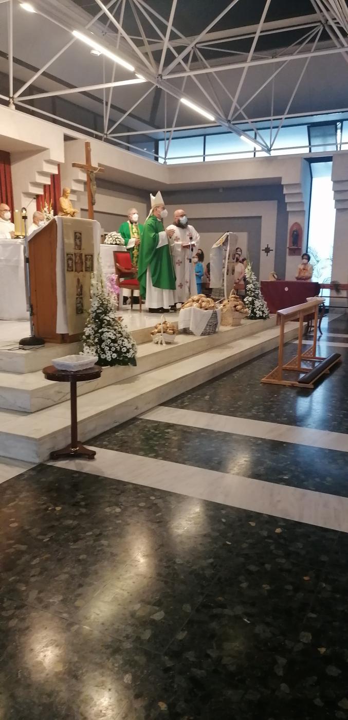 Visita Pastoral del Sr. Obispo a la parroquia de San Antonio de Padua, en Vélez-Málaga // A. REYES