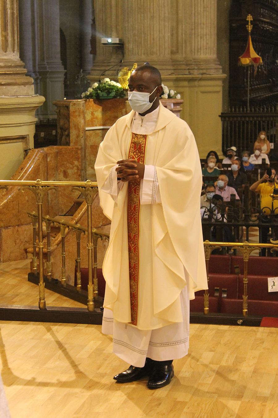 Ordenación sacerdotal de Fernando Eningo Patabobe de manos del Obispo de Málaga, D. Jesús Catalá // A. LÓPEZ CARDOSA