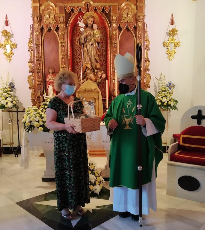 La comunidad parroquial de Triana acogió al Sr. Obispo con sencillez y ternura