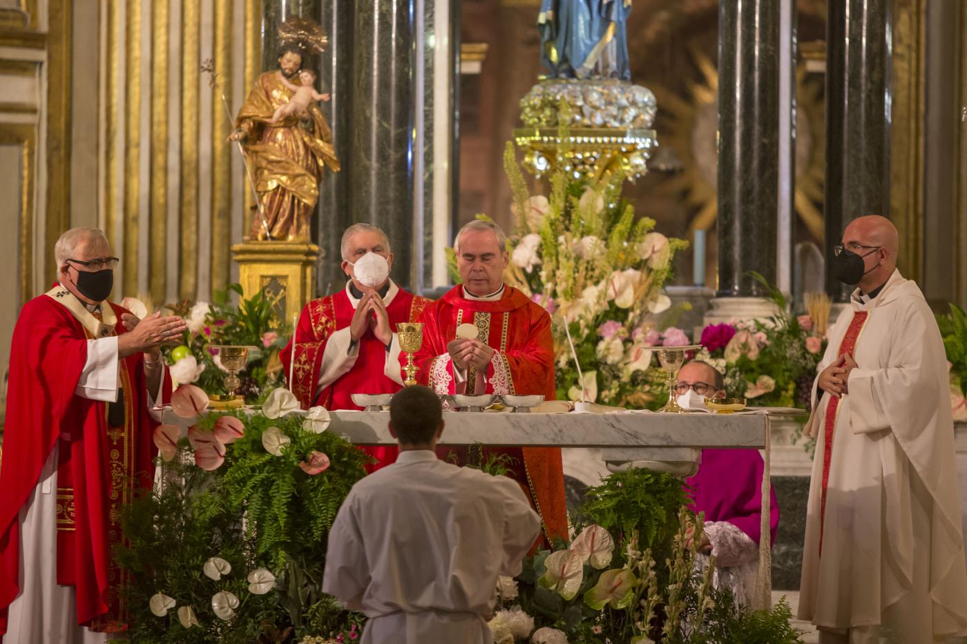 Solemne Eucaristía con motivo del 25 aniversario de la ordenación episcopal de D. Jesús Catalá // A. CABRERA