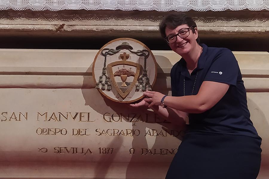 Mª Francisca: «Una vida para eucaristizar no es ninguna locura»