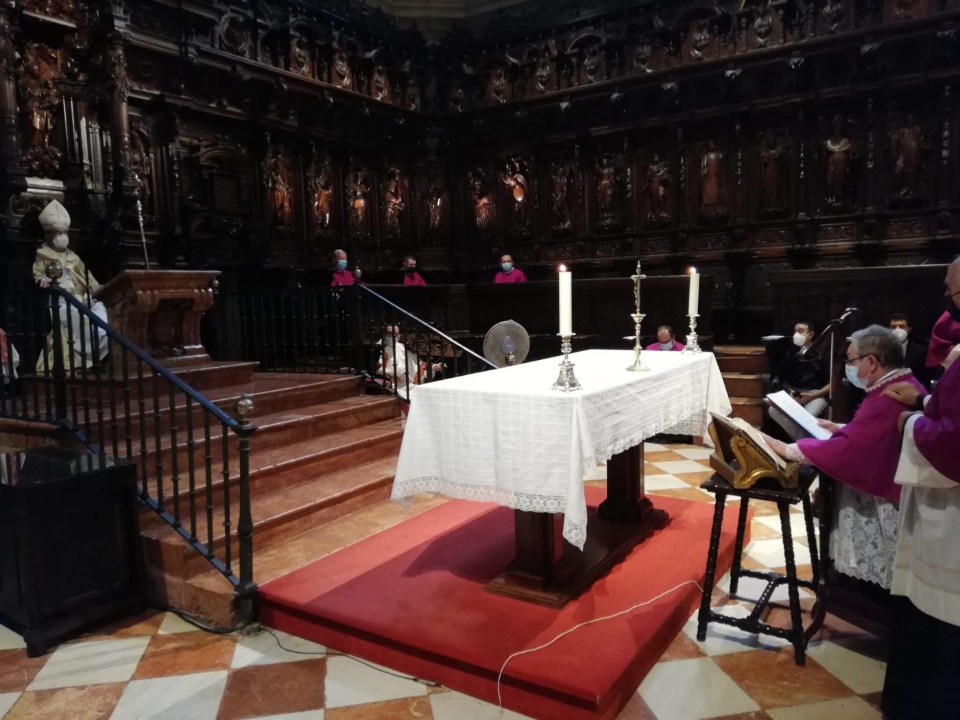Toma de posesión de nuevos canónigos en la Santa Iglesia Catedral // A. MORENO