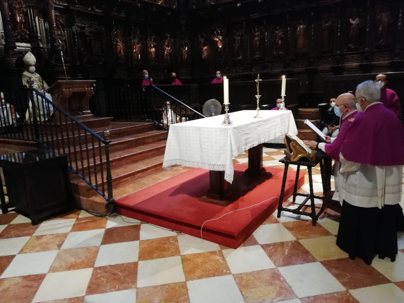 Toma de posesión de nuevos canónigos en la Santa Iglesia Catedral // A. MORENO