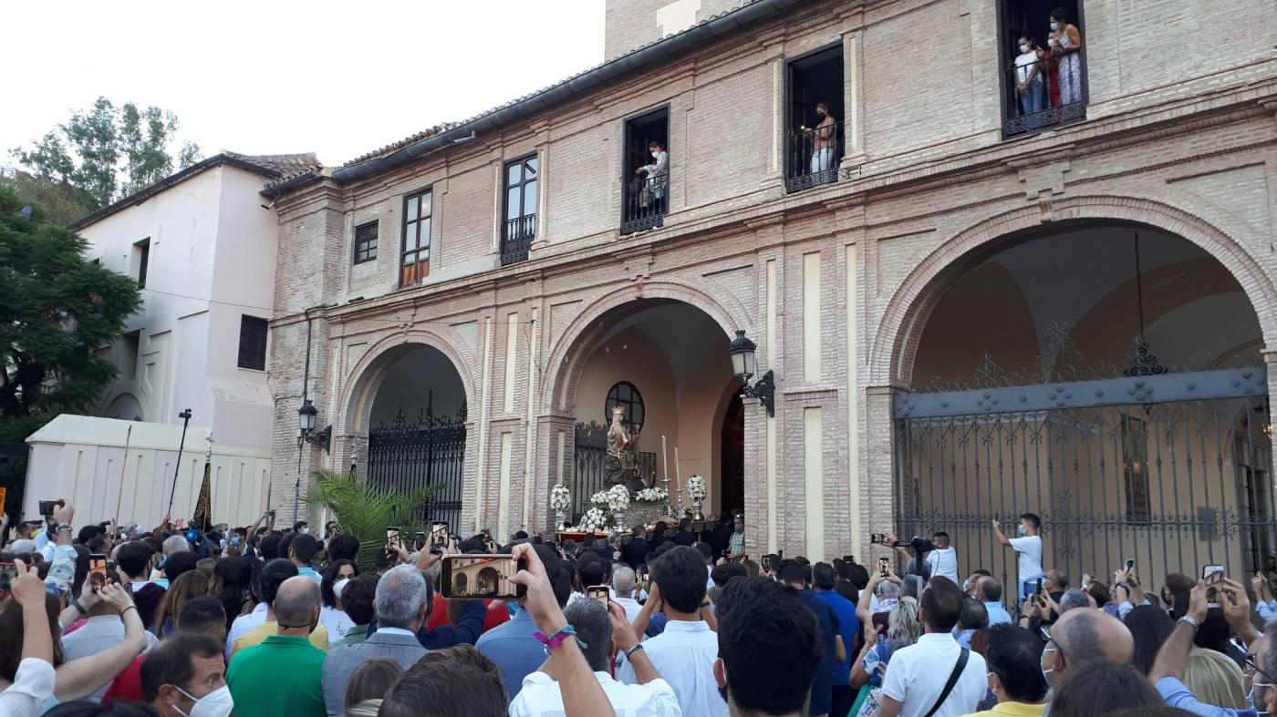 Santa María de la Victoria volvió a su santuario tras su estancia en la Catedral