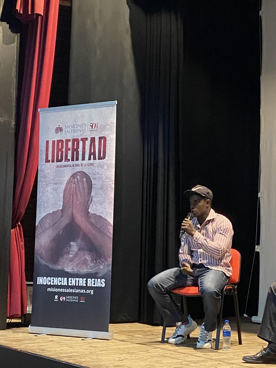 Chennor Bah durante la presentación del documental Libertad en Málaga// V. LUQUE