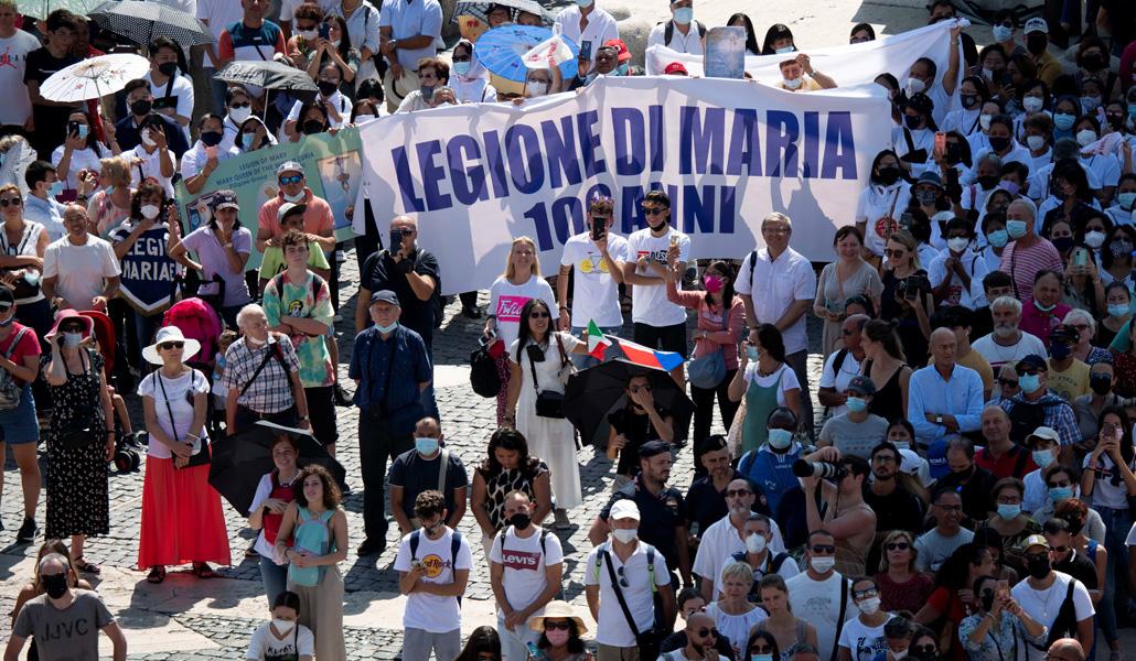 Con María, cien años dando a conocer a Jesús