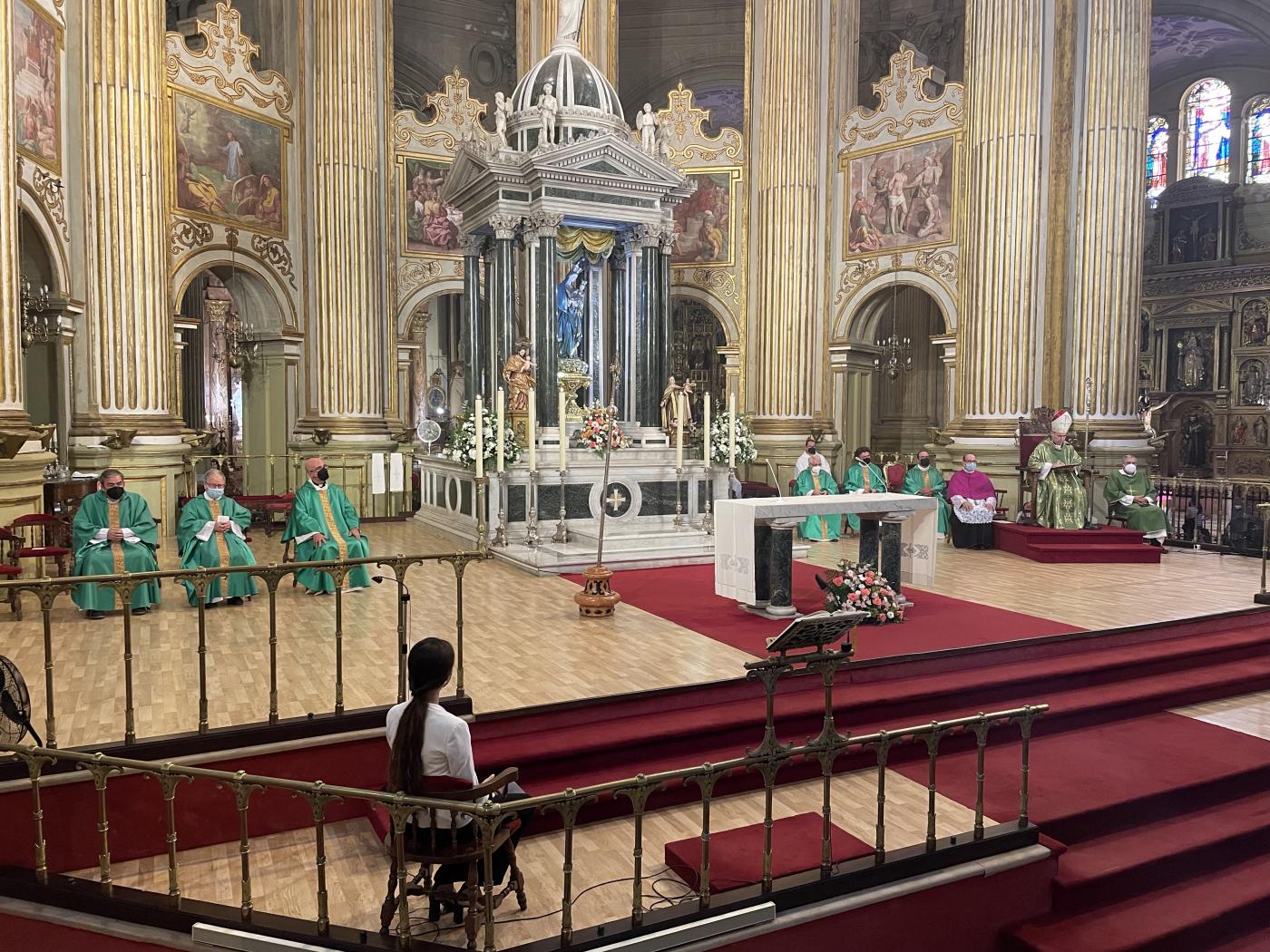 Celebración de la apertura de la fase sinodal diocesana en la Catedral de Málaga // E. LLAMAS