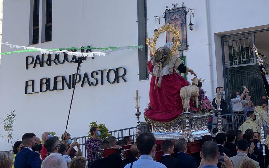 Divina Pastora por Capuchinos // L. M. GÓMEZ POZO