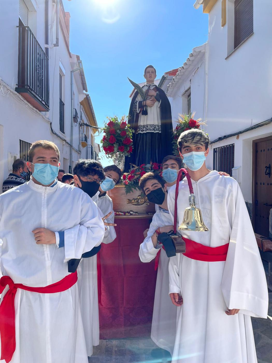 El Seminario Menor participó en la procesión con la imagen del beato Duarte por las calles de Yunquera