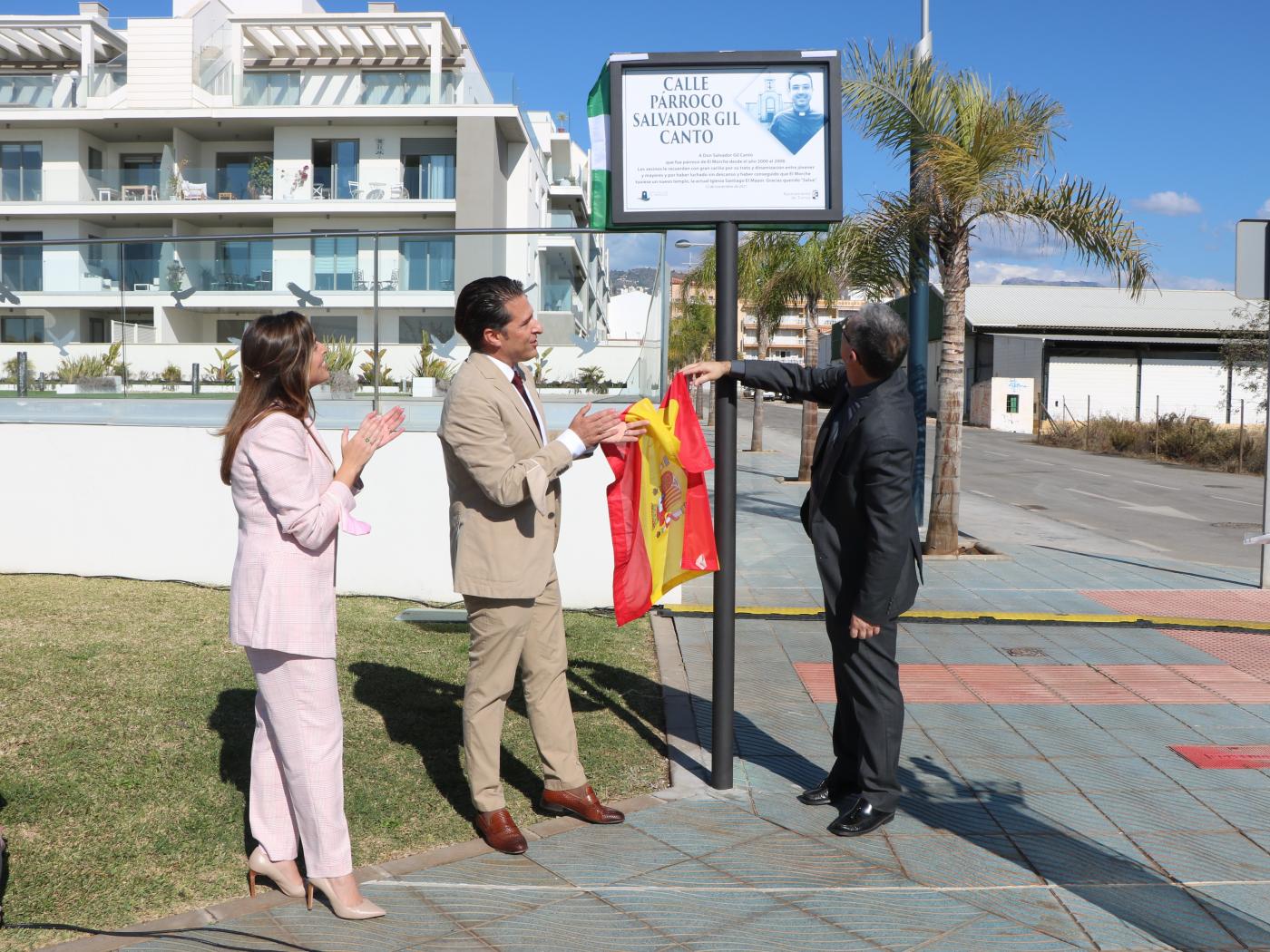 «Esta calle es para todos vosotros, queridos feligreses y vecinos»