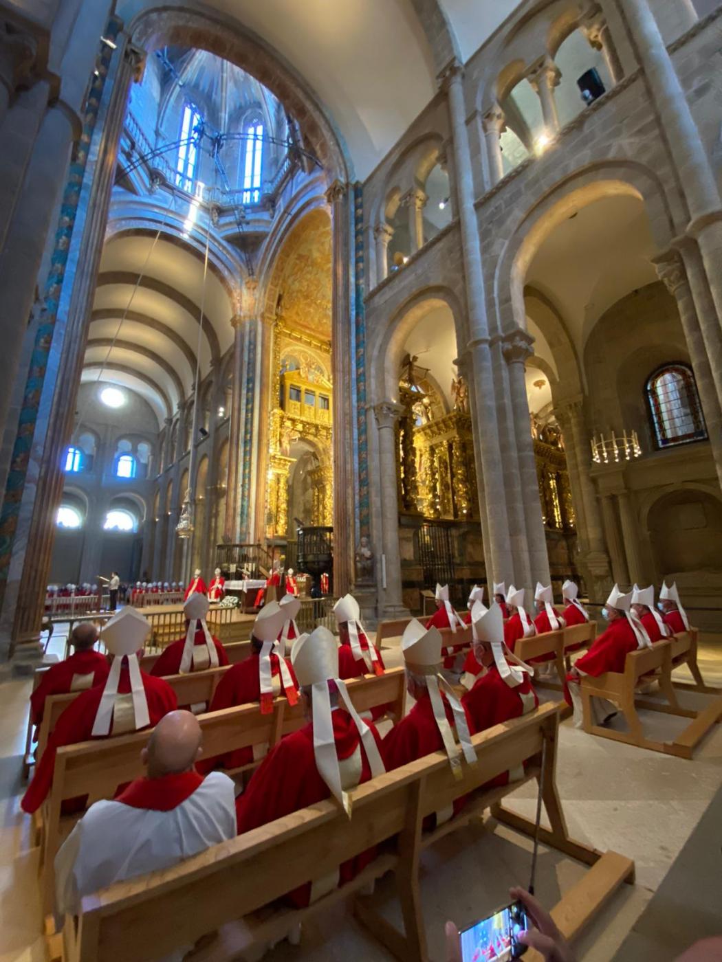 Celebración Eucarística en la peregrinación de los obispos españoles a la tumba del Apóstol Santiago