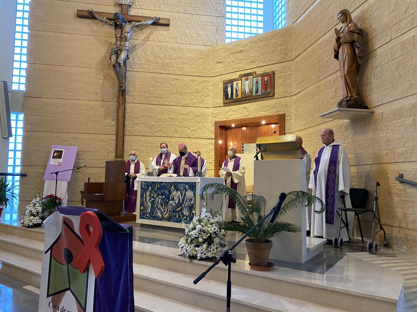 Eucaristía de despedida de las Hijas de la Caridad de la Casa Colichet celebrada en la capilla del Buen Samaritano