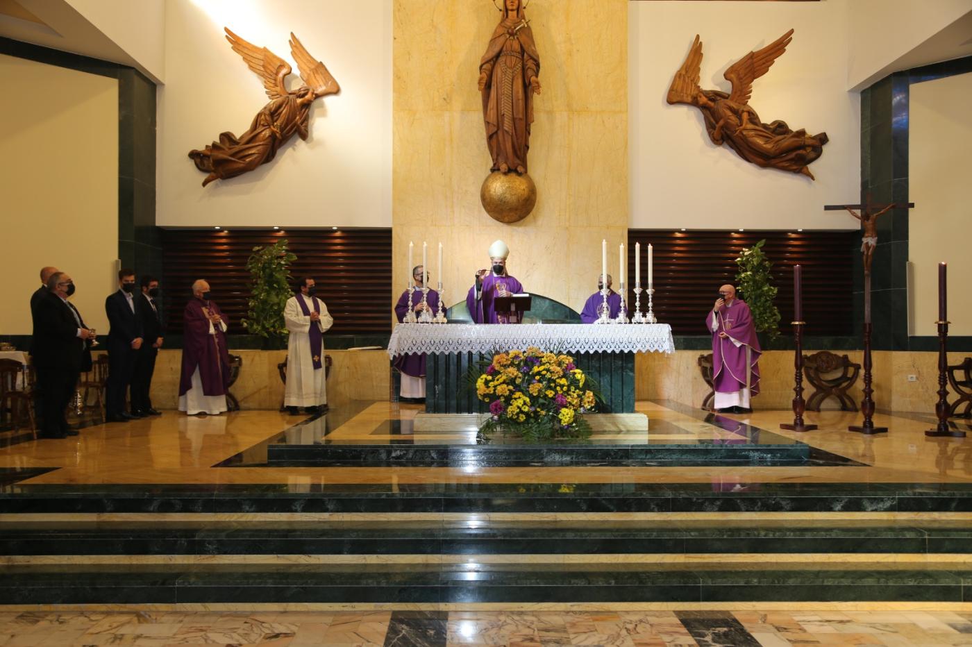 Visita Pastoral de D. Jesús Catalá a la parroquia de Santa María de la Amargura // N. CARO