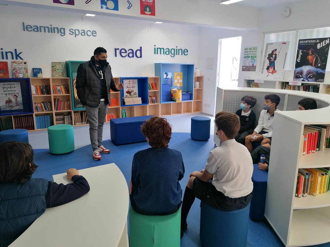 Alumnos de Sierra Blanca-El Romeral estudian las ONGs