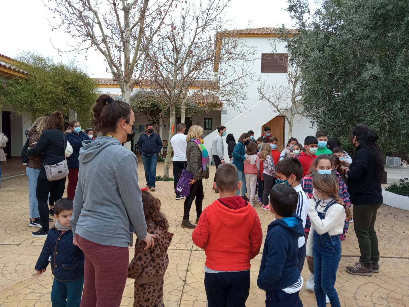 Los niños de la parroquia de Álora visitan Priego de Córdoba