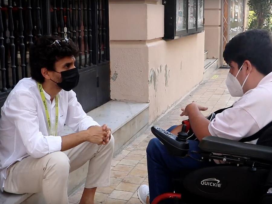 Guillermo entrevistando a Canco Rodri?guez
