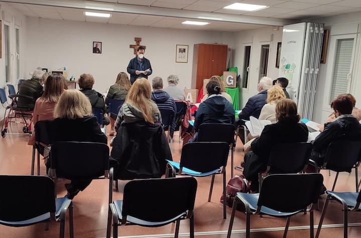 Ejercicios Espirituales para adultos celebrados en la parroquia de Santa Inés