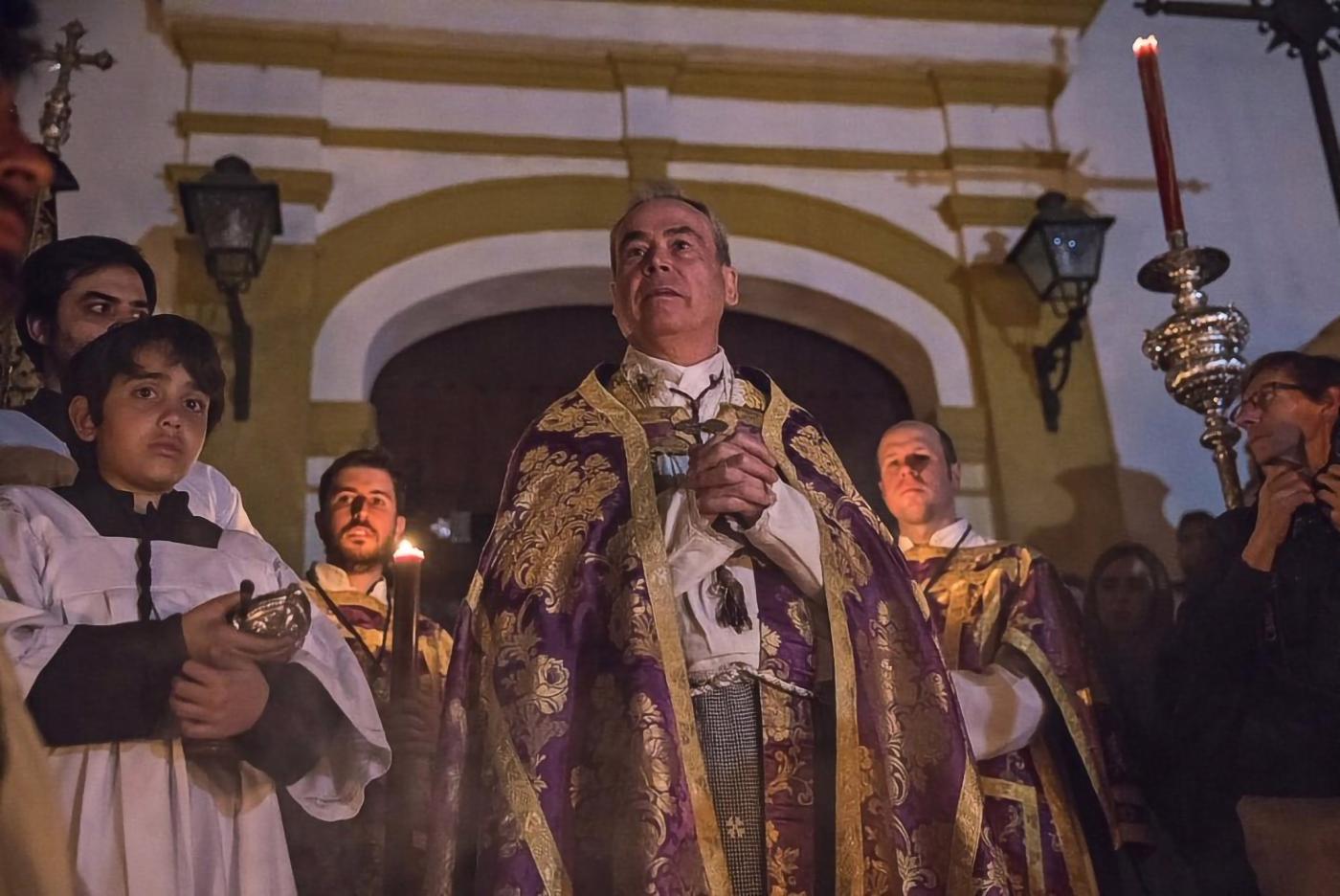 Jesús Catalá: «Os animo a vivir con gozo la Semana Santa y a resucitar con Cristo»
