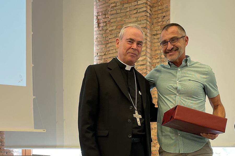 Reinaldo Aguilera: «Cumplo 25 años de cura y al volver la vista atrás te digo que vale la pena»