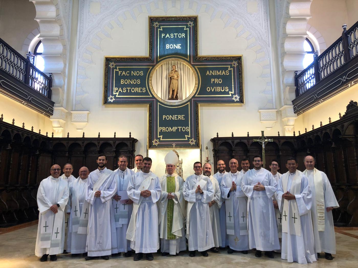 Última firma antes de la ordenación como presbíteros // J. HERNÁNDEZ