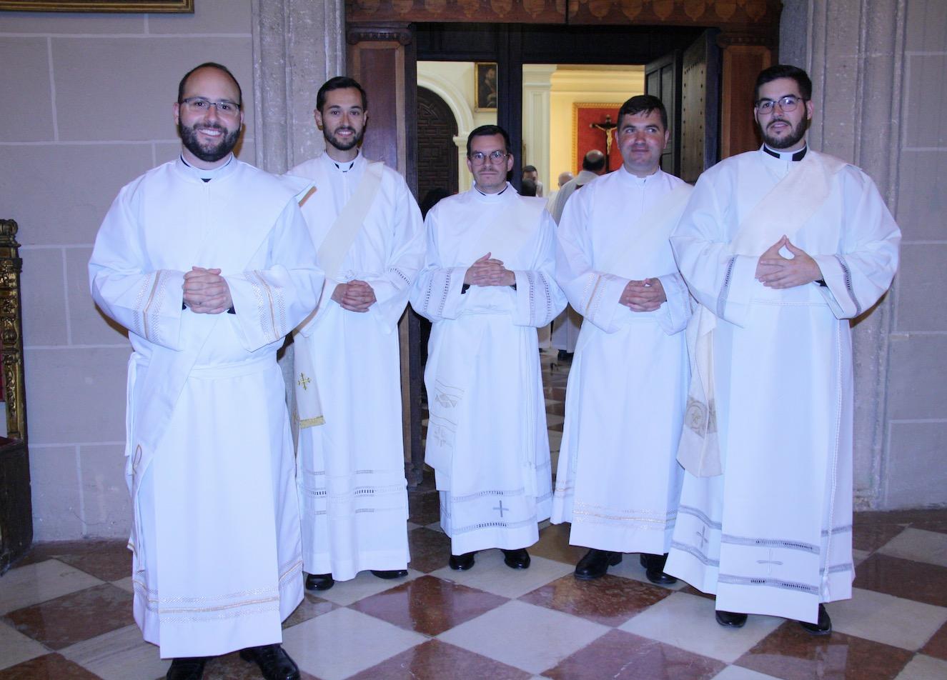 Ordenación de cinco nuevos sacerdotes // E. LLAMAS