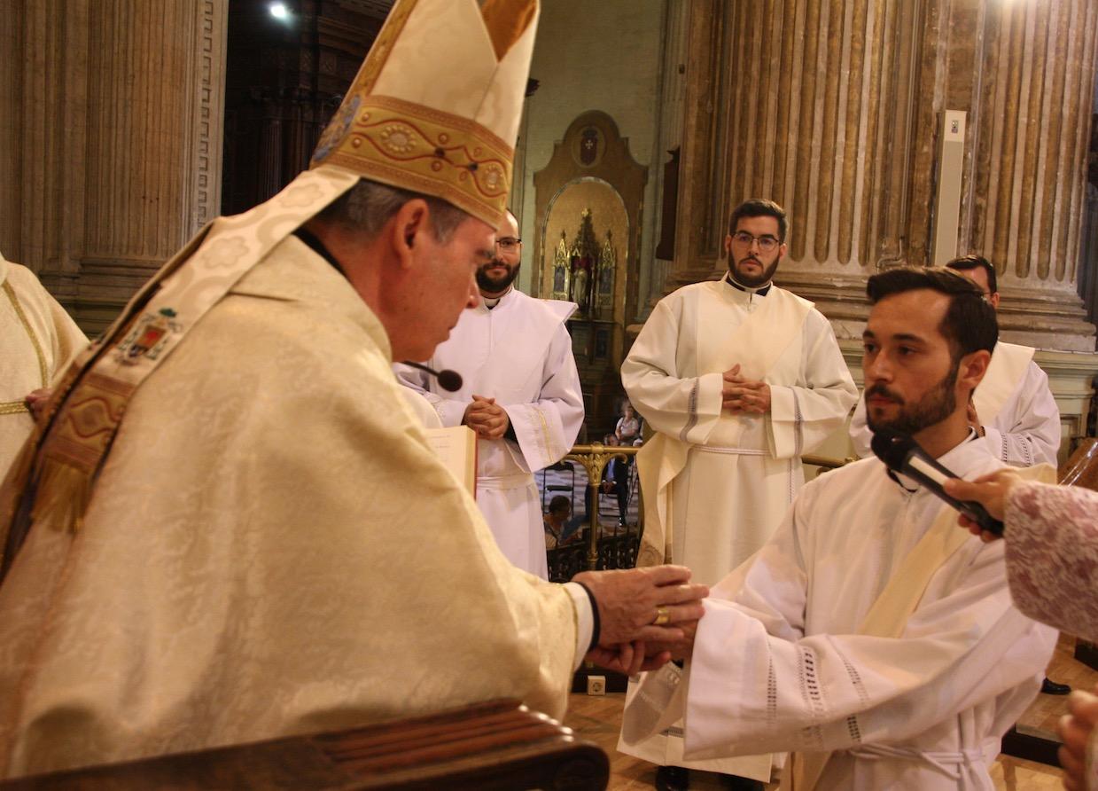 Ordenación de cinco nuevos sacerdotes // E. LLAMAS