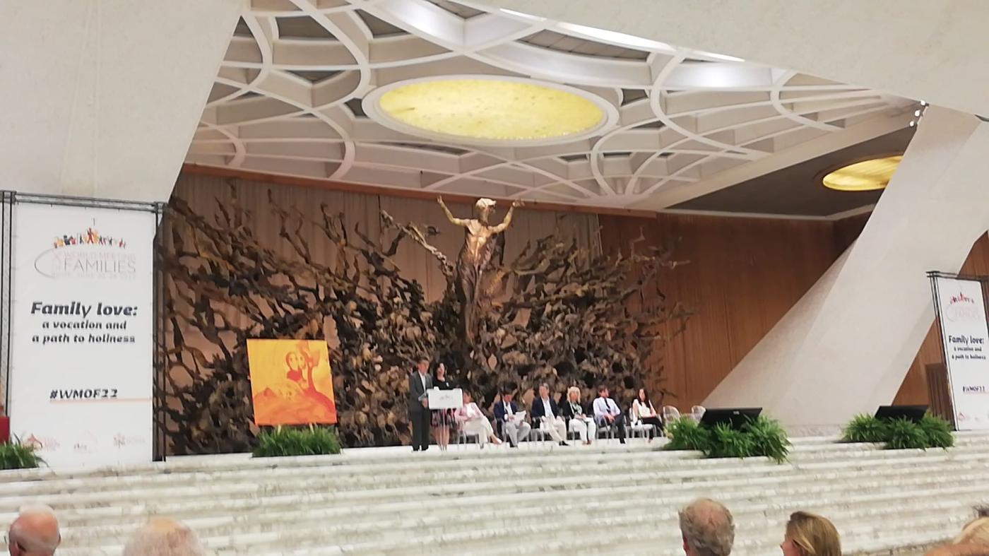 «Abramos las puertas digitales para que el Espíritu Santo entre en cada familia»