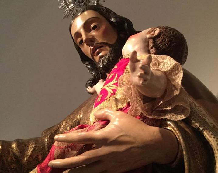 «Las tallas de santa Clara y san Francisco de Asís son de las pocas que se salvaron en los años 30»