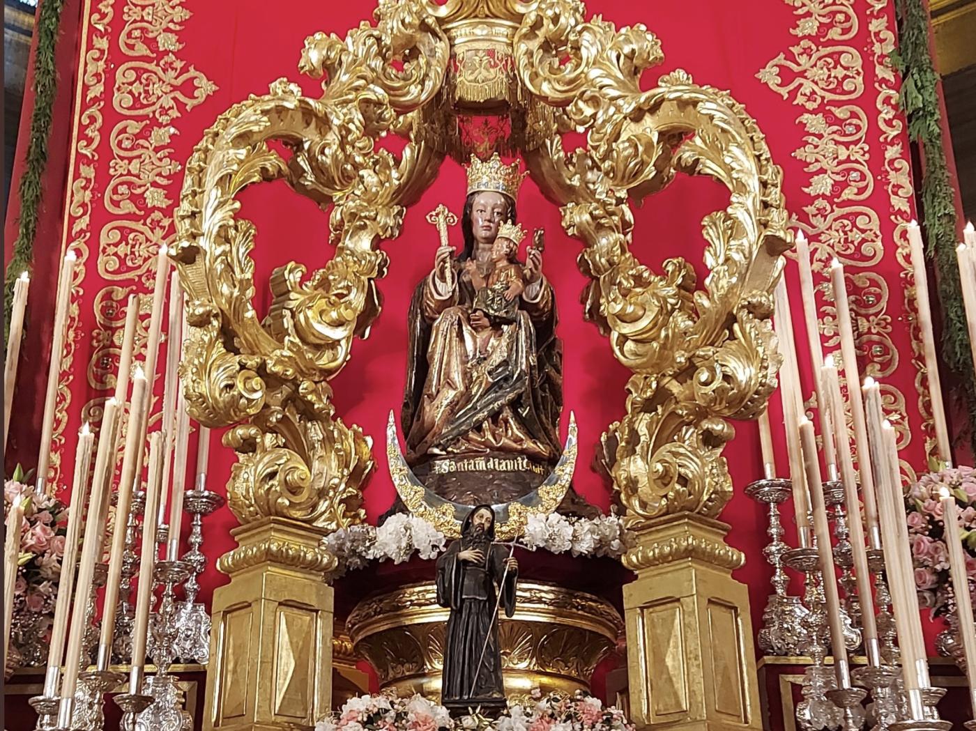 La Hermandad de la Victoria apoya la campaña #YoConMiCatedral