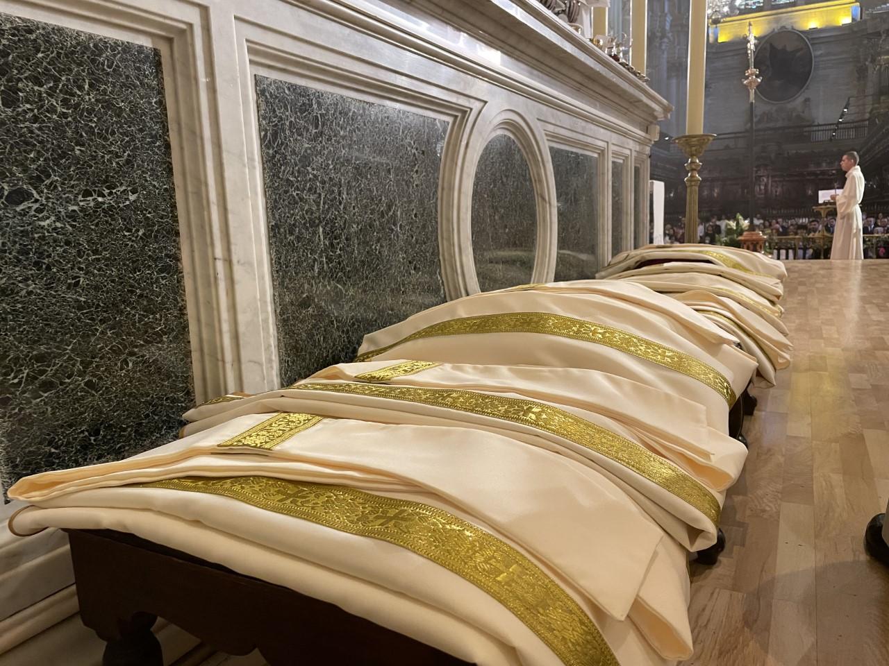 Ordenación de ocho diáconos en la Catedral de Málaga // E. LLAMAS