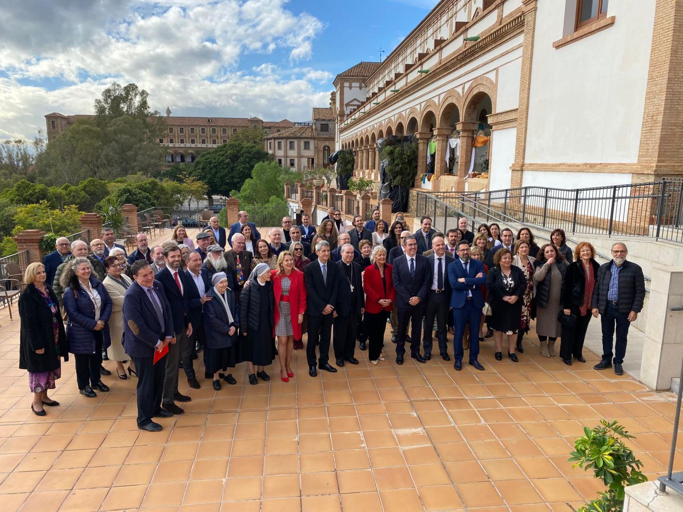 Las postales solidarias de SUR se vuelcan con la Iglesia de Málaga